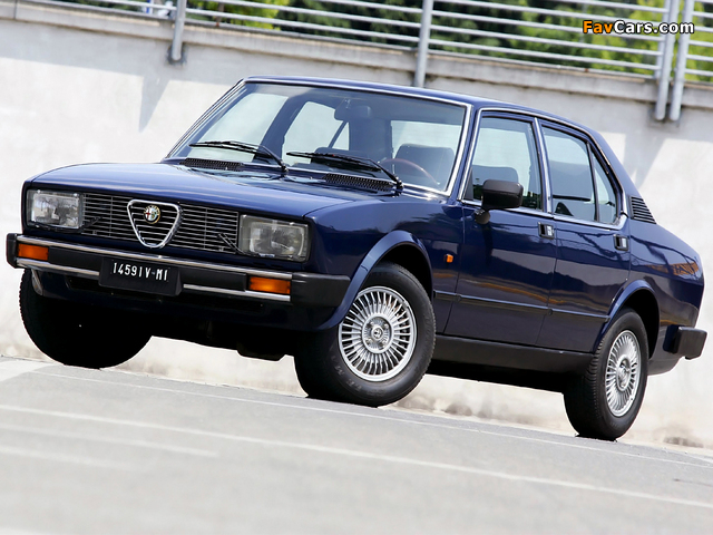 Alfa Romeo Alfetta 2.0i CEM 116 (1983) images (640 x 480)