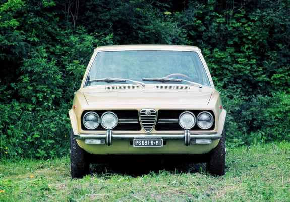 Alfa Romeo Alfetta 116 (1972–1975) pictures