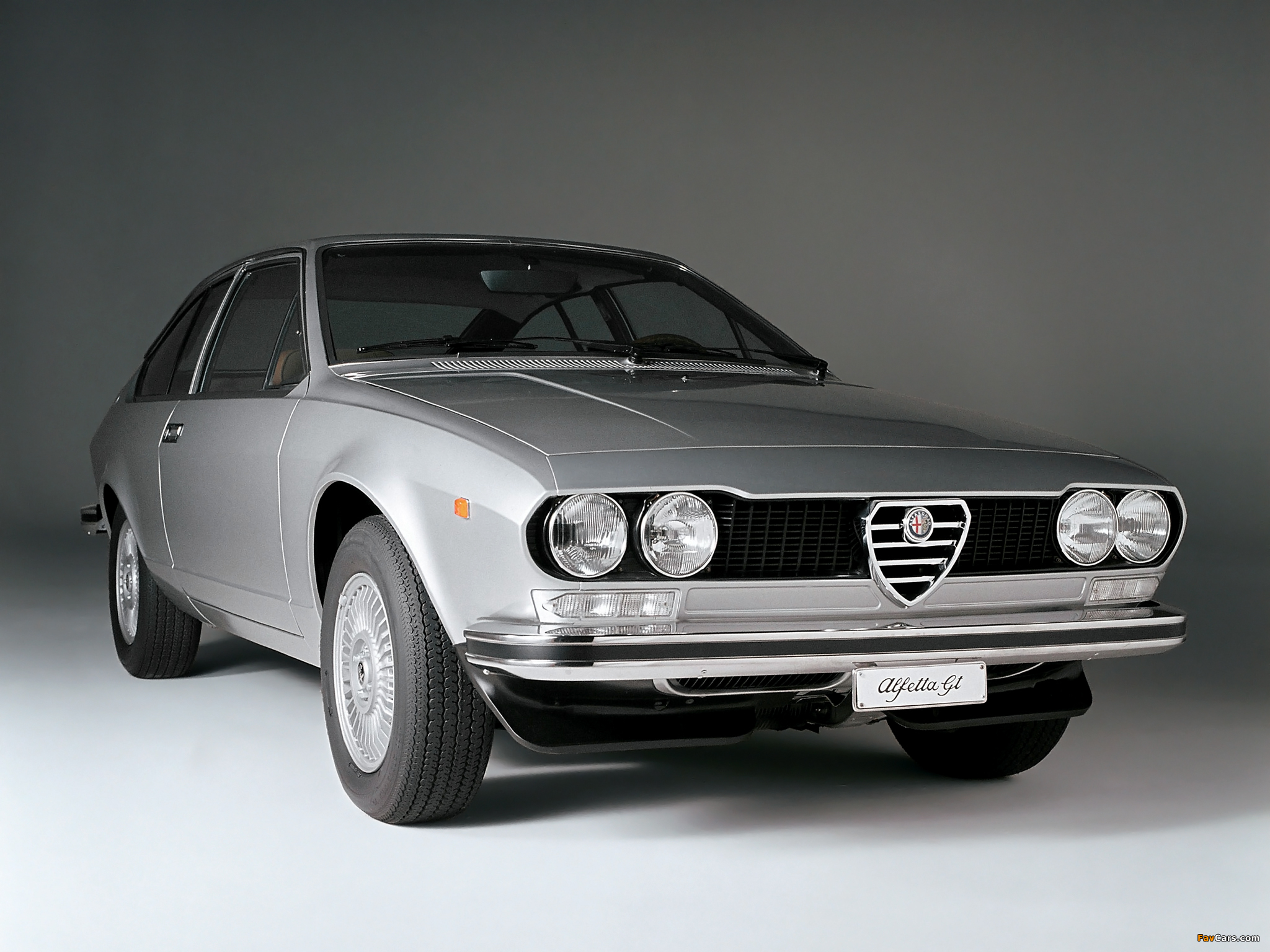 Alfa Romeo Alfetta GT 116 (1974–1976) pictures (2048 x 1536)
