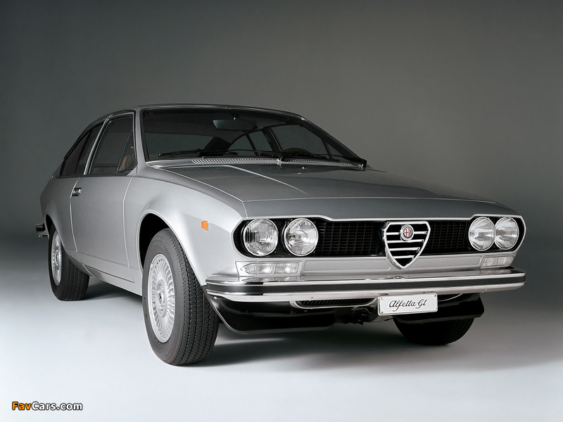 Alfa Romeo Alfetta GT 116 (1974–1976) pictures (800 x 600)