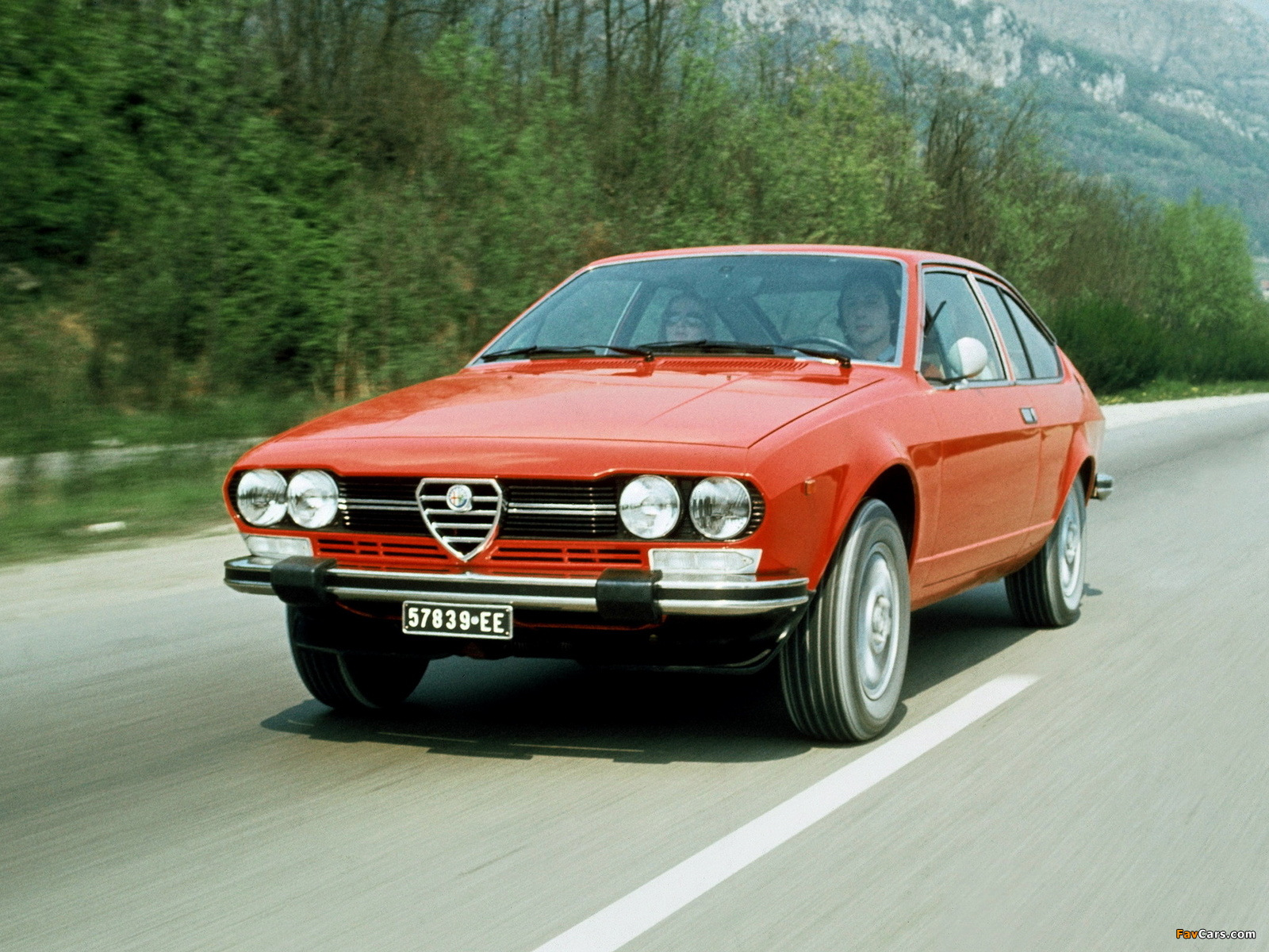 Alfa Romeo Alfetta GTV 2000 116 (1976–1980) pictures (1600 x 1200)