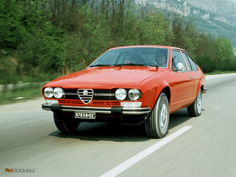 Alfa Romeo Alfetta GTV 2000 116 (1976–1980) pictures (800 x 600)