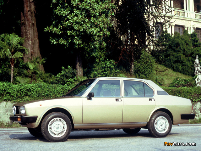 Alfa Romeo Alfetta 2000 L 116 (1978–1981) images (640 x 480)