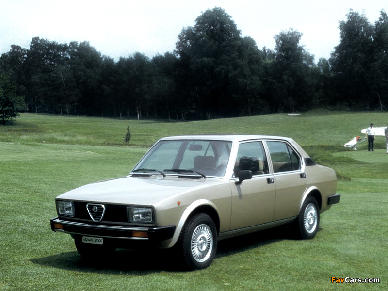 Alfa Romeo Alfetta 2000 L 116 (1978–1981) photos (800 x 600)