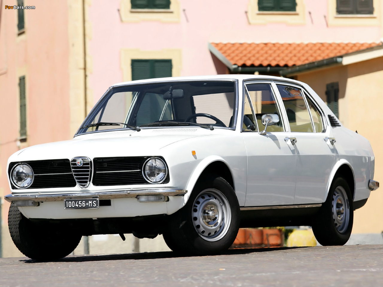 Images of Alfa Romeo Alfetta 1.6 116 (1975–1978) (1280 x 960)