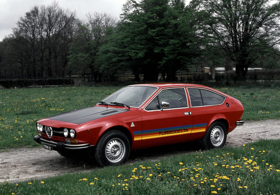 Images of Alfa Romeo Alfetta GTV 2000 Turbodelta 116 (1979–1980)