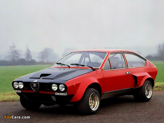 Images of Alfa Romeo Alfetta GT V8 3000 Group 4 116 (1975) (640 x 480)