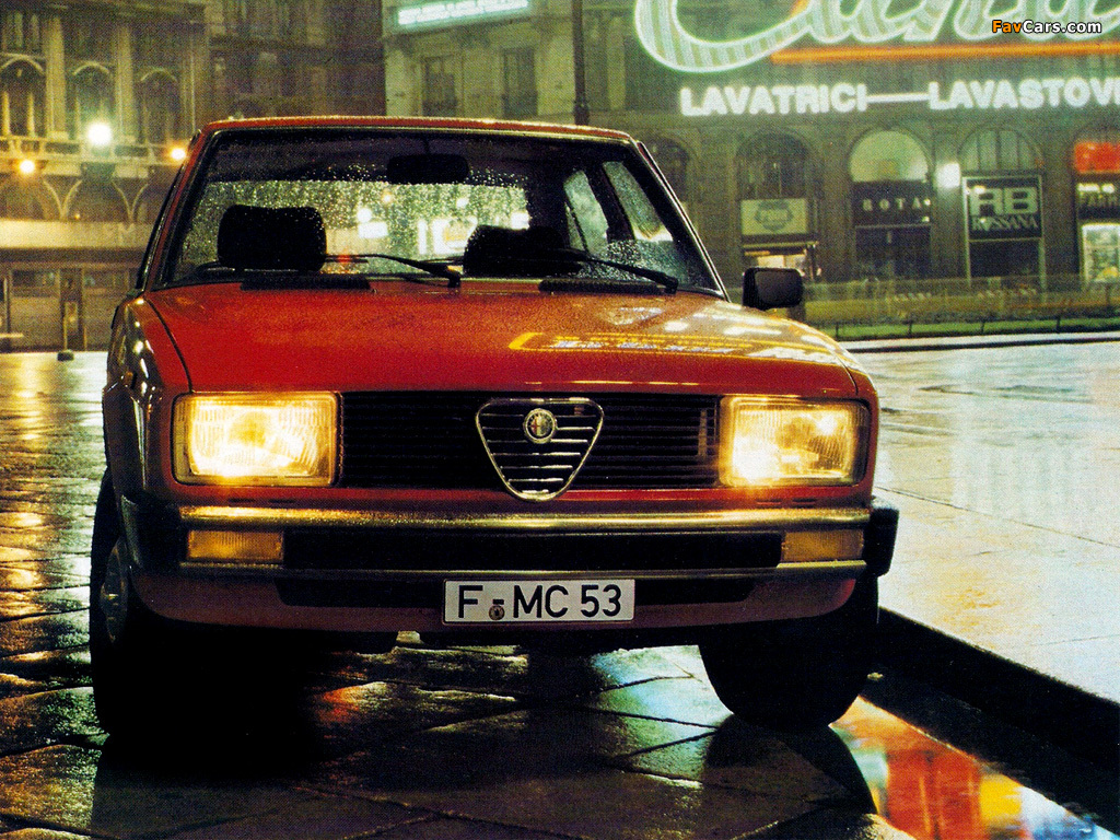 Photos of Alfa Romeo Alfetta 2000 L 116 (1978–1981) (1024 x 768)