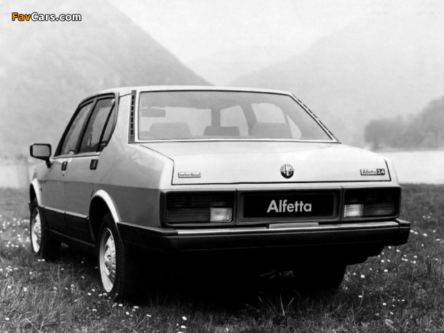 Photos of Alfa Romeo Alfetta 116 (1983–1984) (640 x 480)