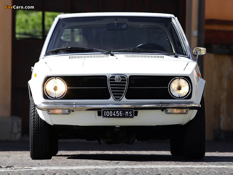 Pictures of Alfa Romeo Alfetta 1.6 116 (1975–1978) (800 x 600)