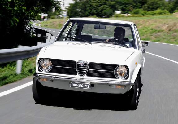 Pictures of Alfa Romeo Alfetta 1.6 116 (1975–1978)
