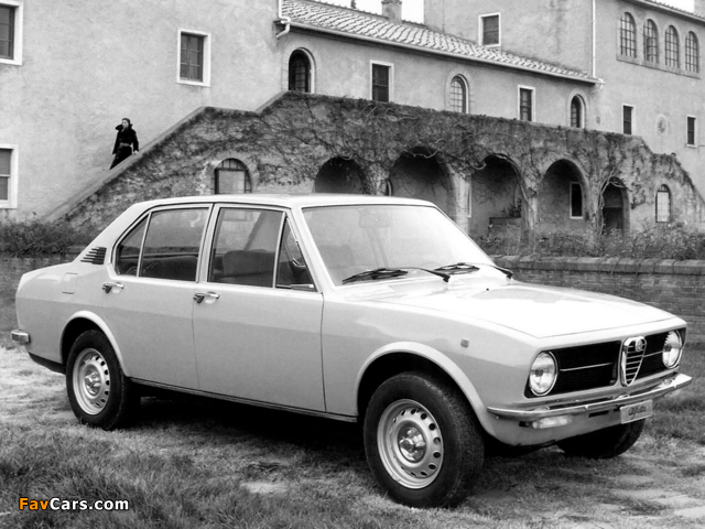 Alfa Romeo Alfetta 1.6 116 (1975–1978) wallpapers (640 x 480)