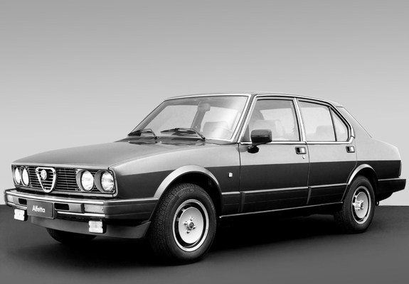 Alfa Romeo Alfetta 2.0i Quadrifoglio Oro 116 (1983–1984) wallpapers