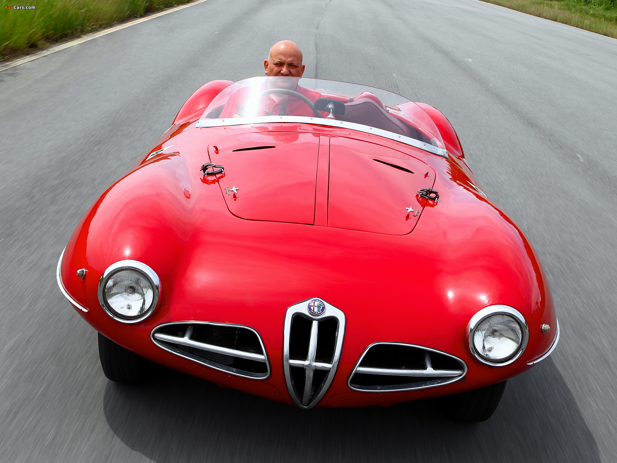 Alfa Romeo 1900 C52 Disco Volante Spider 1359 (1952) wallpapers (2048 x 1536)