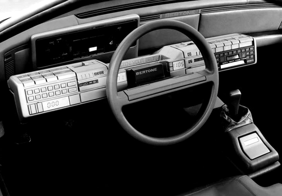 Alfa Romeo Delfino Concept (1983) photos