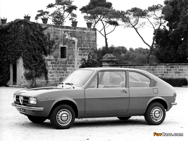 Photos of Alfa Romeo Alfasud 2-door Prototype 901 (1972) (640 x 480)