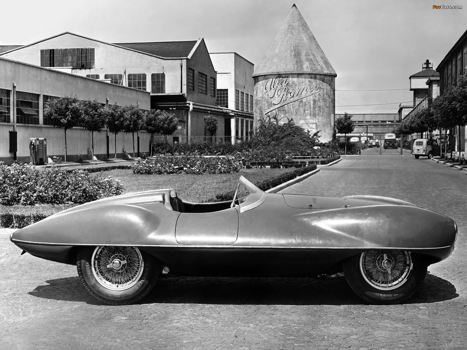 Pictures of Alfa Romeo 1900 C52 Disco Volante Spider 1359 (1952) (1600 x 1200)