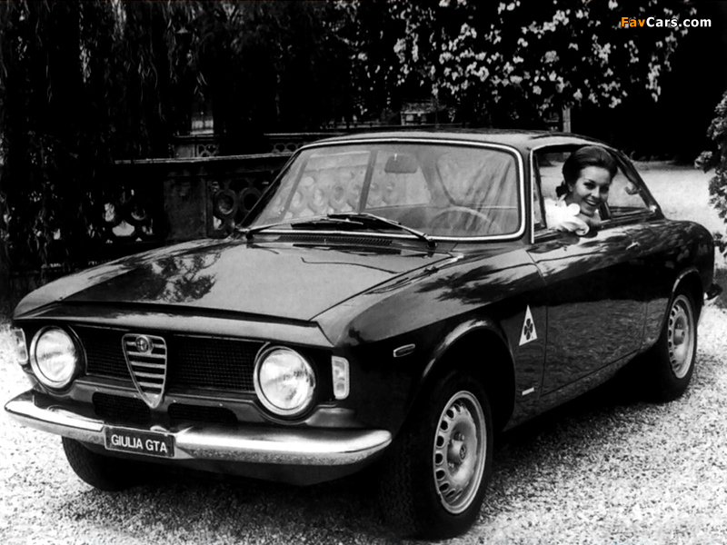 Alfa Romeo Giulia Sprint GTA 105 (1965–1968) images (800 x 600)