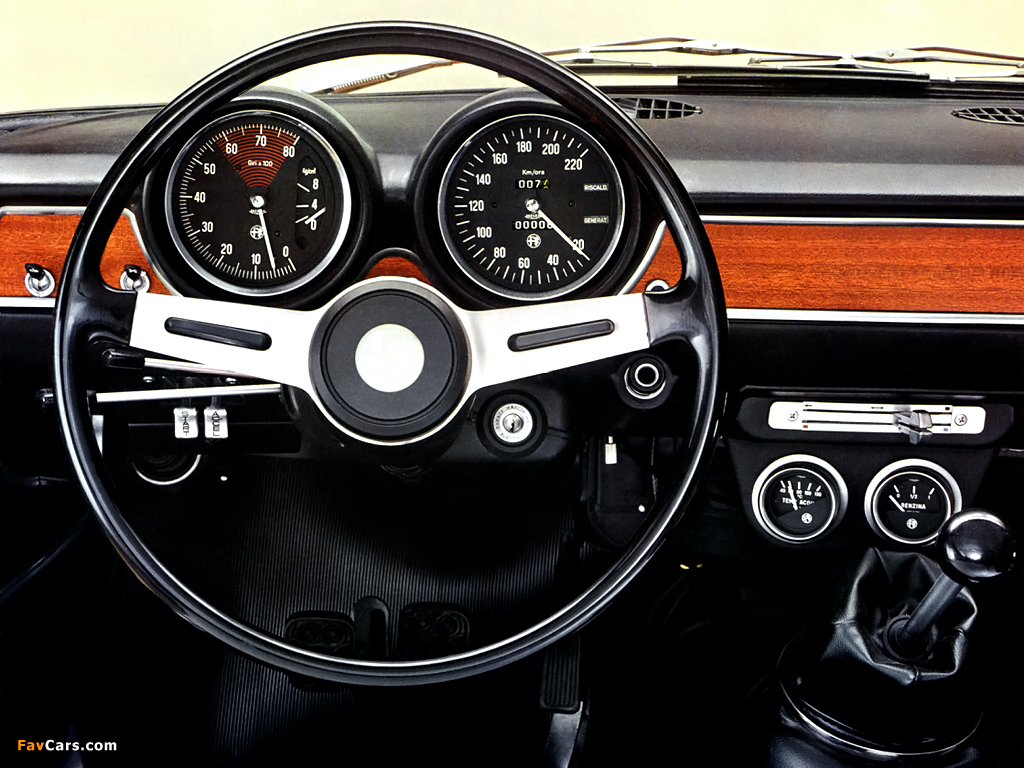 Alfa Romeo GT 1300 Junior 105 (1966–1971) wallpapers (1024 x 768)