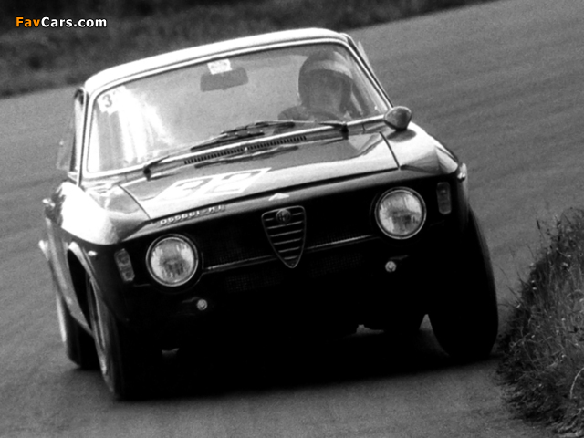 Alfa Romeo Giulia Sprint GTA-SA 105 (1967–1968) images (640 x 480)