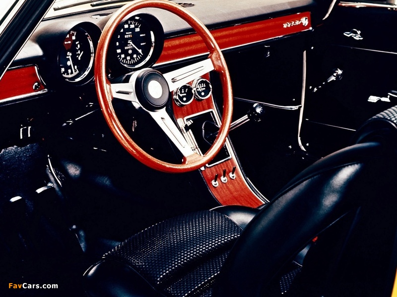 Alfa Romeo 1750 GT Veloce 105 (1967–1970) images (800 x 600)