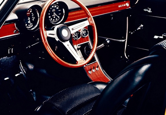 Alfa Romeo 1750 GT Veloce 105 (1967–1970) images