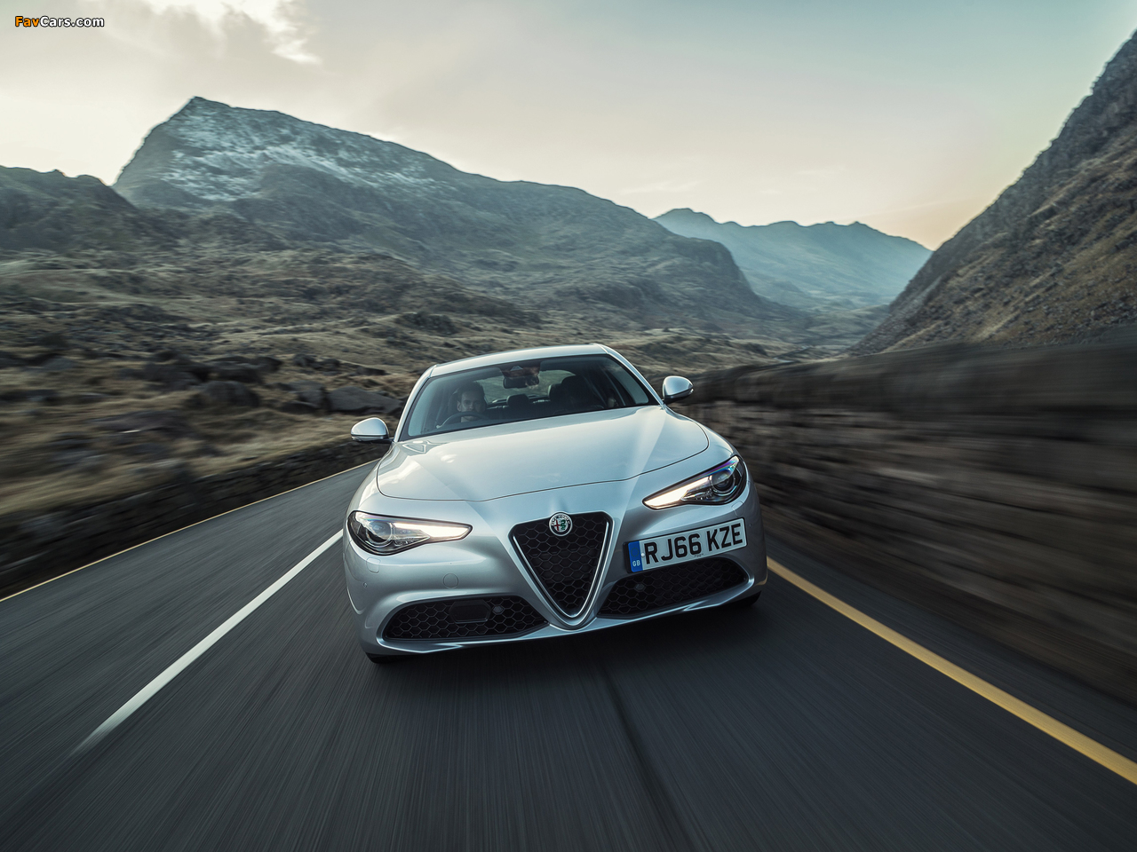 Alfa Romeo Giulia Q2 UK-spec (952) 2016 photos (1280 x 960)