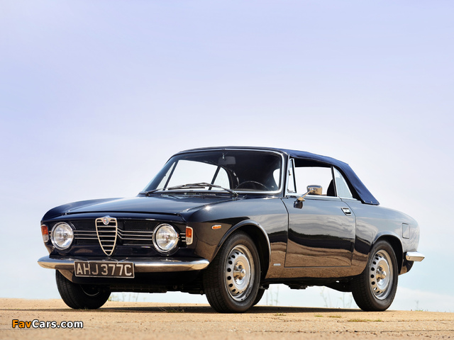 Alfa Romeo Giulia GTС 105 (1964–1966) images (640 x 480)