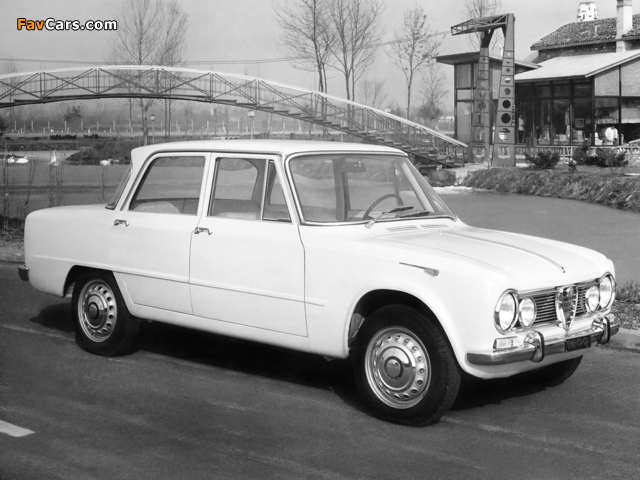 Images of Alfa Romeo Giulia T.I. 105 (1962–1967) (640 x 480)