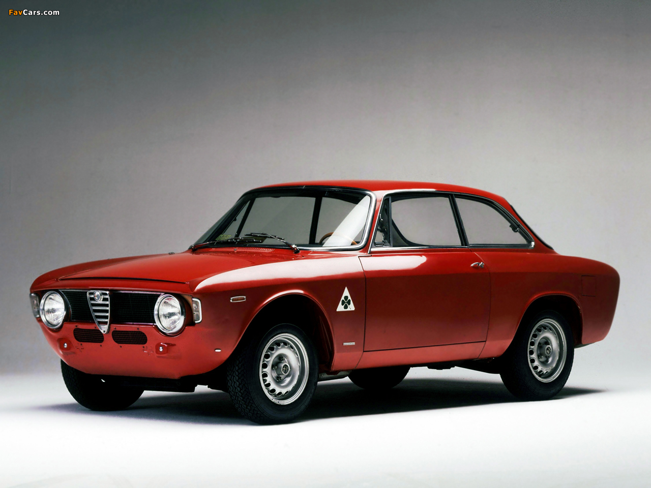 Photos of Alfa Romeo Giulia Sprint GTA-SA 105 (1967–1968) (1280 x 960)