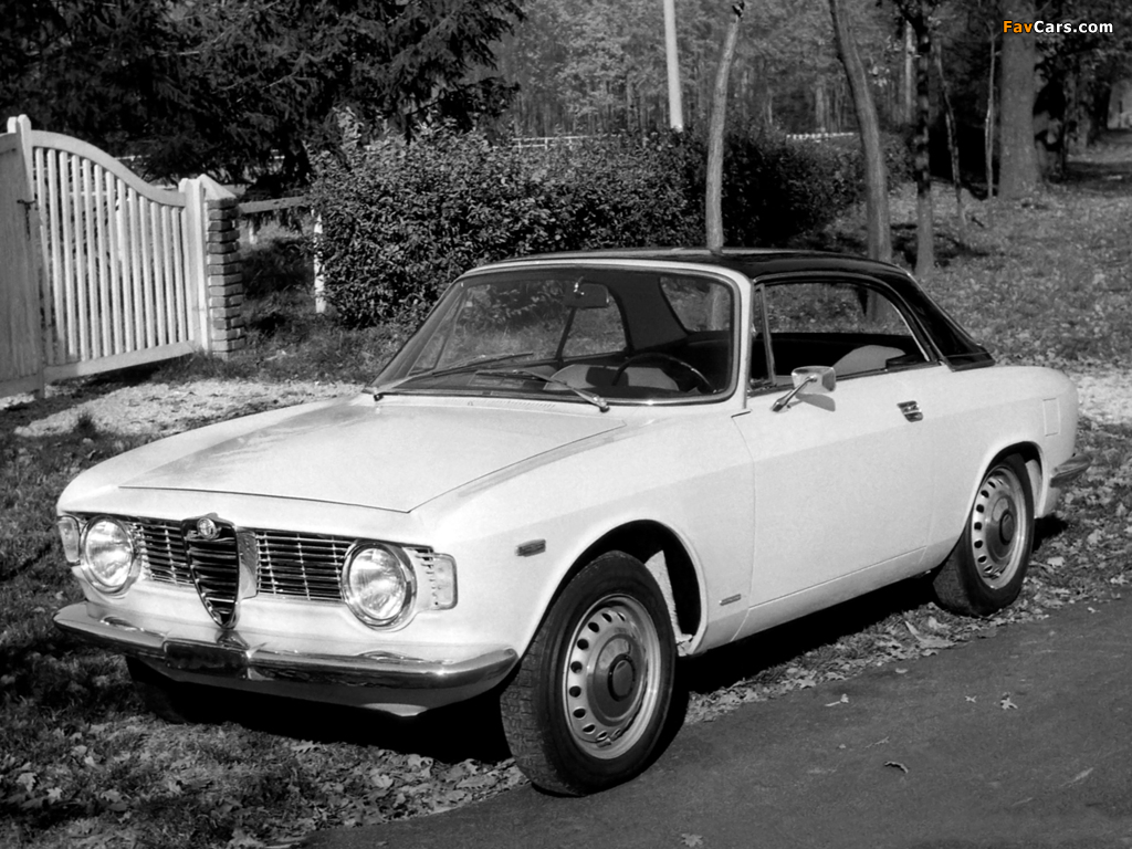 Photos of Alfa Romeo Giulia GTС 105 (1964–1966) (1024 x 768)