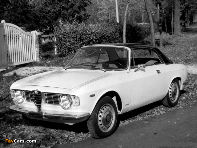 Photos of Alfa Romeo Giulia GTС 105 (1964–1966) (640 x 480)