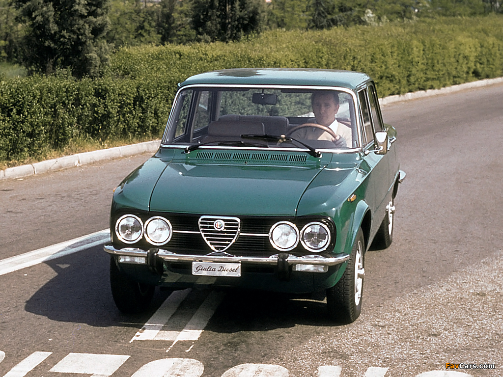 Photos of Alfa Romeo Giulia Super Diesel 115 (1976–1977) (1024 x 768)