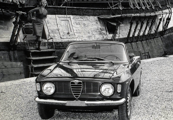 Pictures of Alfa Romeo Giulia GTС 105 (1964–1966)