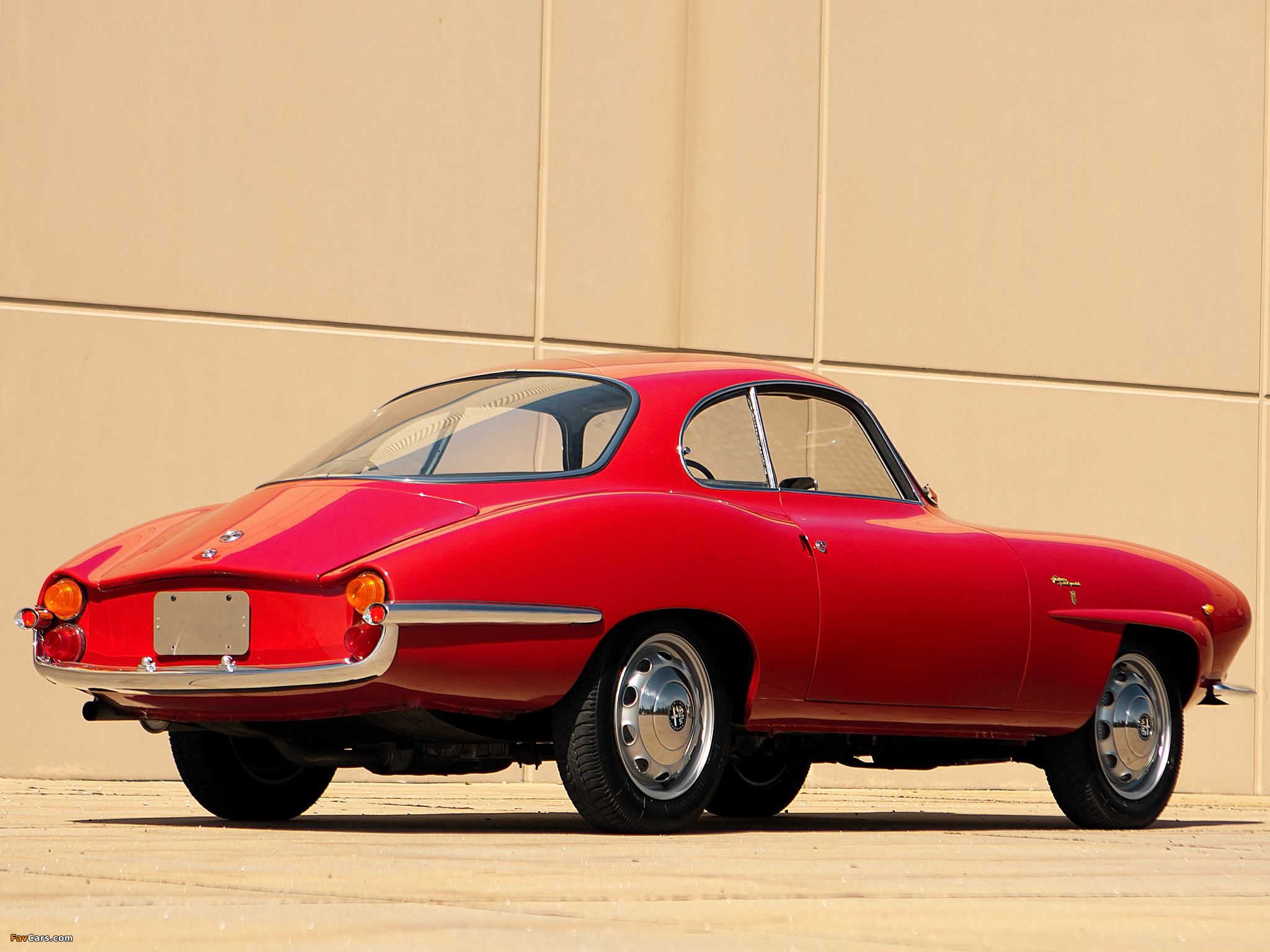 Alfa Romeo Giulietta Sprint Speciale 101 (1960–1962) pictures (2048 x 1536)