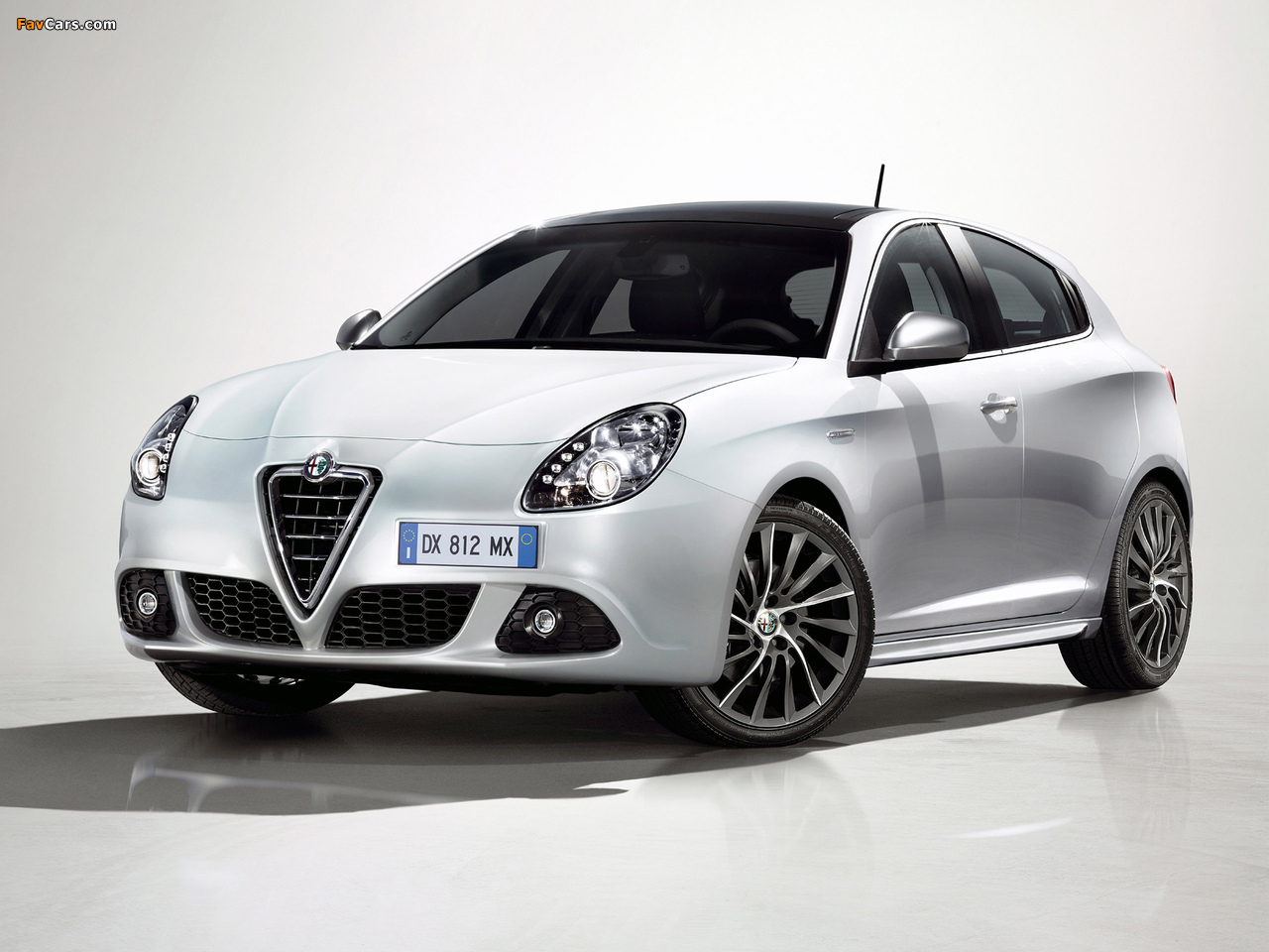 Alfa Romeo Giulietta 940 (2010) images (1280 x 960)