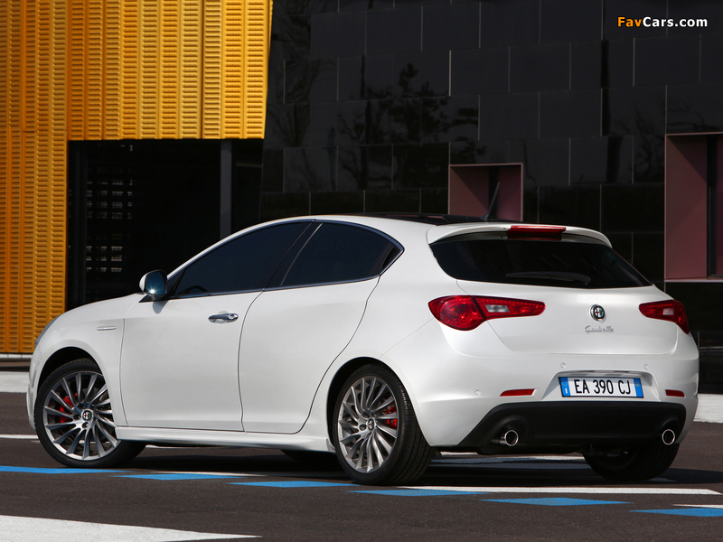 Alfa Romeo Giulietta 940 (2010) images (800 x 600)