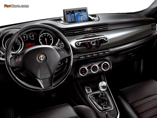 Alfa Romeo Giulietta 940 (2010) pictures (640 x 480)