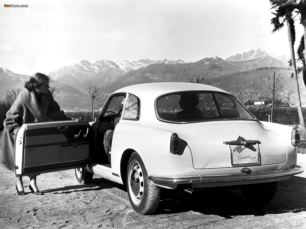 Alfa Romeo Giulietta Sprint 750 (1954–1958) wallpapers (1280 x 960)