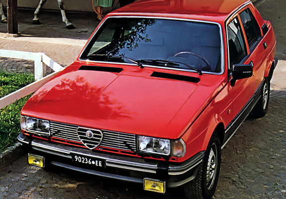 Alfa Romeo Giulietta 1.8 116 (1981–1983) images