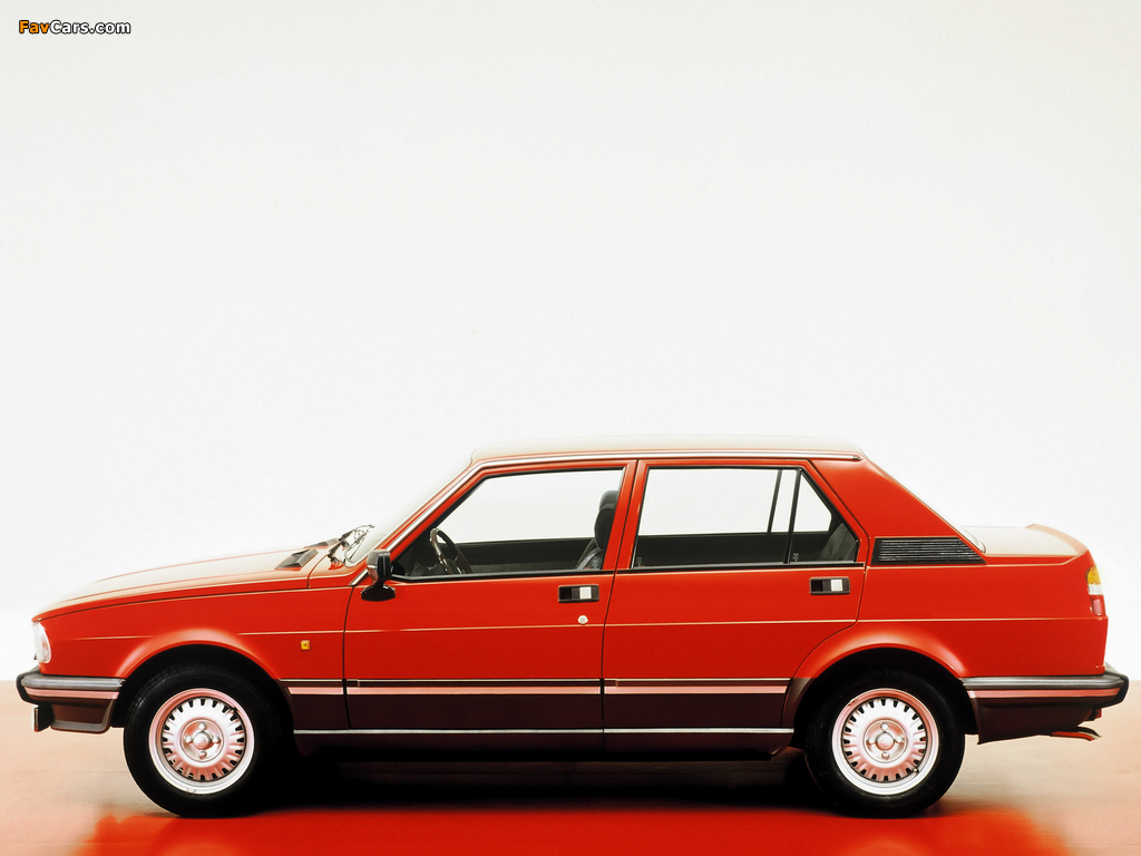 Alfa Romeo Giulietta 1.8 116 (1981–1983) photos (1024 x 768)