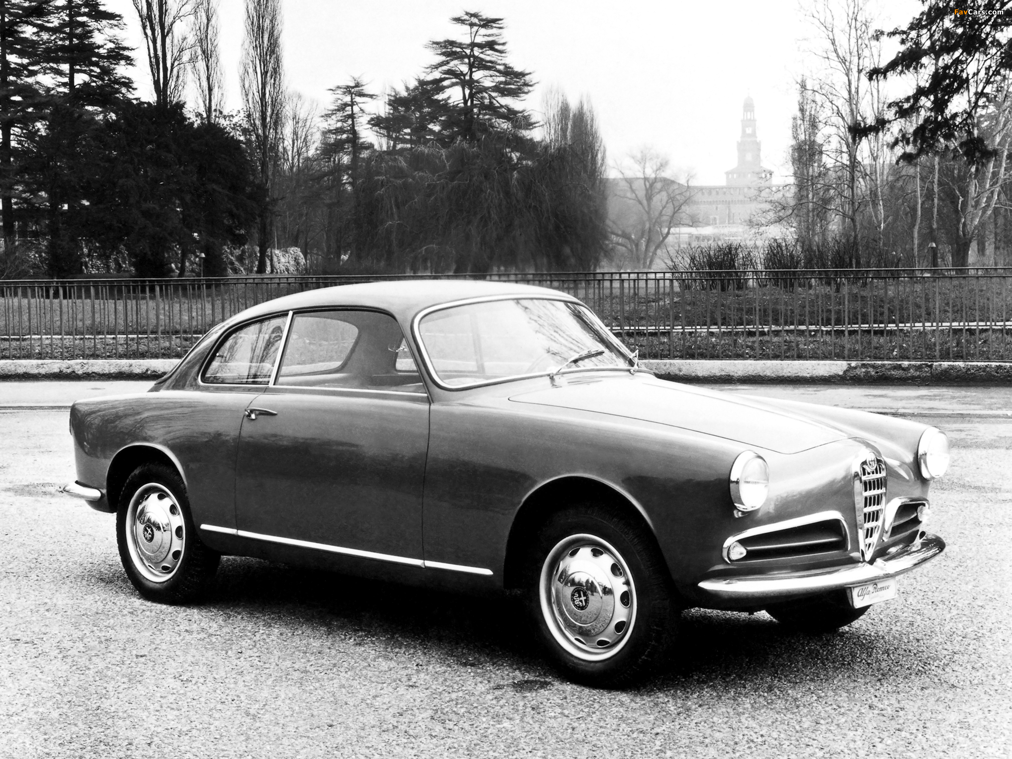 Images of Alfa Romeo Giulietta Sprint 750 (1954–1958) (2048 x 1536)
