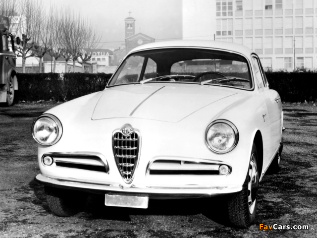 Images of Alfa Romeo Giulietta Sprint Veloce 750 (1956–1958) (640 x 480)