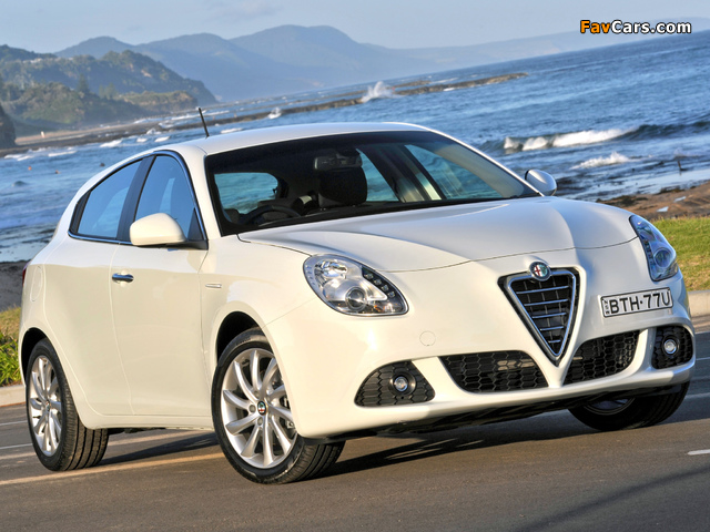 Images of Alfa Romeo Giulietta AU-spec 940 (2011) (640 x 480)