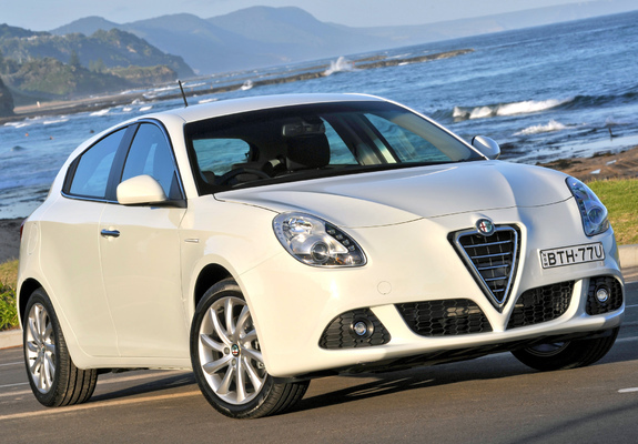 Images of Alfa Romeo Giulietta AU-spec 940 (2011)