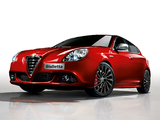 Photos of Alfa Romeo Giulietta Quadrifoglio Verde 940 (2010)