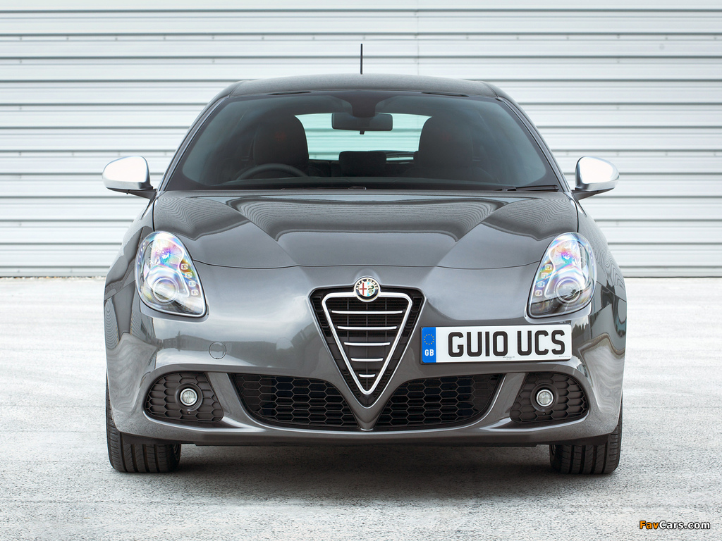 Photos of Alfa Romeo Giulietta UK-spec 940 (2010) (1024 x 768)