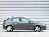 Pictures of Alfa Romeo Giulietta UK-spec 940 (2010)