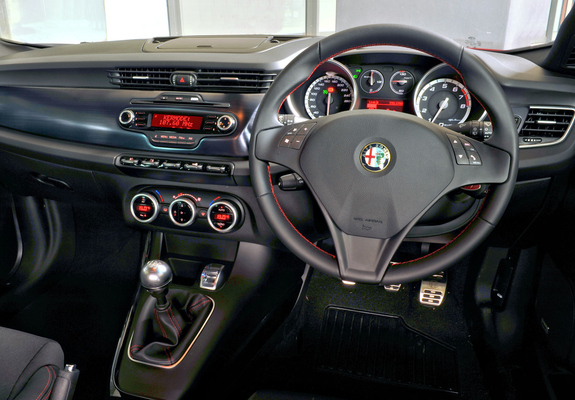 Pictures of Alfa Romeo Giulietta Quadrifoglio Verde AU-spec 940 (2011)
