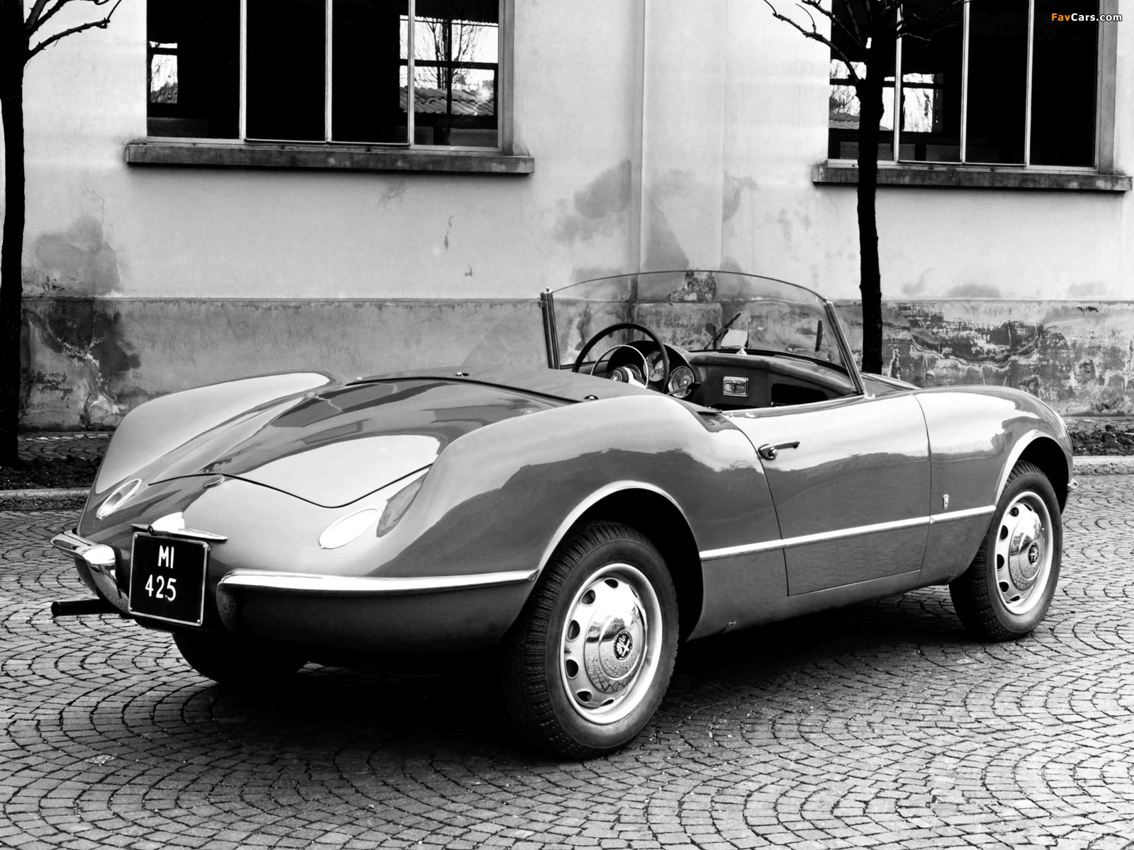 Pictures of Alfa Romeo Giulietta Sprint Spider Prototipo 002 750 (1955) (1600 x 1200)